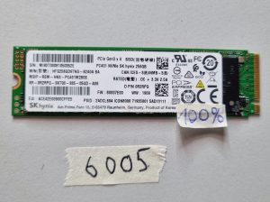 SK Hynix 256GB NVMe M.2 SSD PCIe 3x4 Gen4 0R2RPG – 100% integro, parte di ricambio per laptop usata