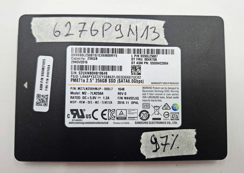 Unità a stato solido SSD Samsung PM871a MZ-7LN256B da 256 GB SATA III da 2,5"